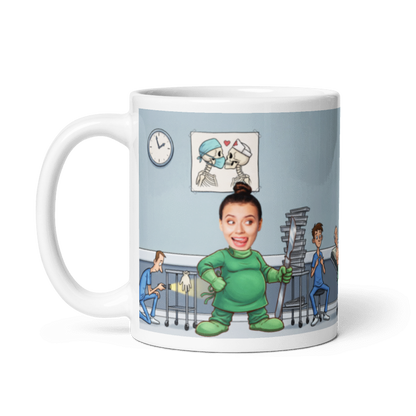 The same surgeon mug with the handle on the left, the face still showing on the surgeon